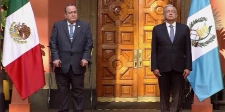 Guatemala adoptará programas de México para disminuir la migración