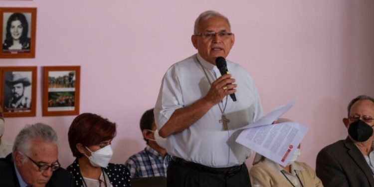 Guatemala: Cardenal encabeza frente de lucha contra la corrupción