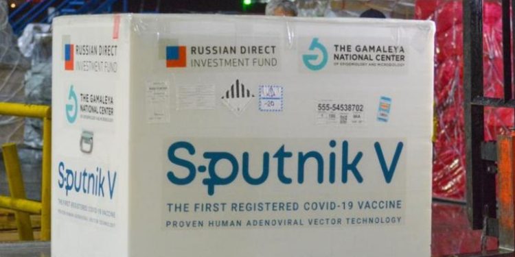 Guatemala continuará negociando compra de más vacunas con Rusia