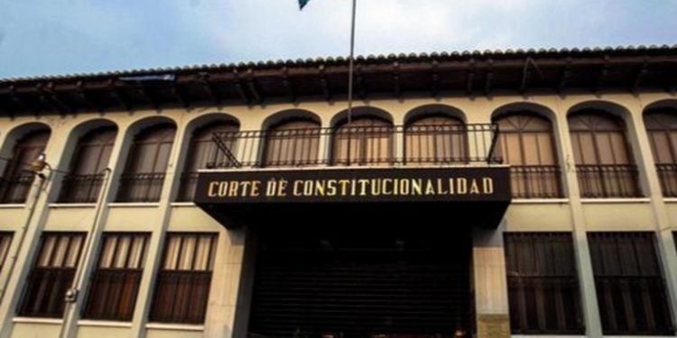 Guatemala: critican intento de librar a violadores de DD. HH.