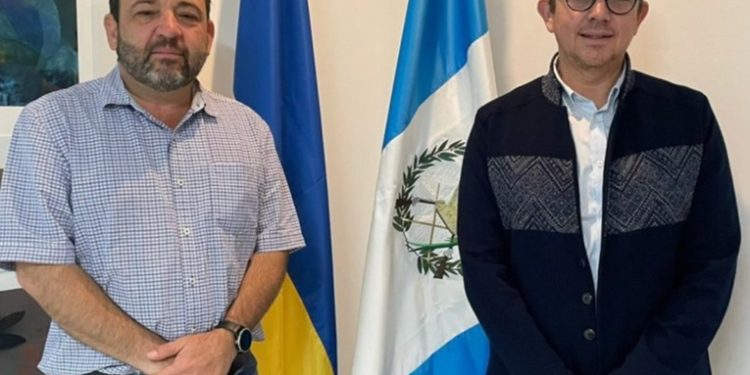 Guatemala dará asilo a familias ucranianas