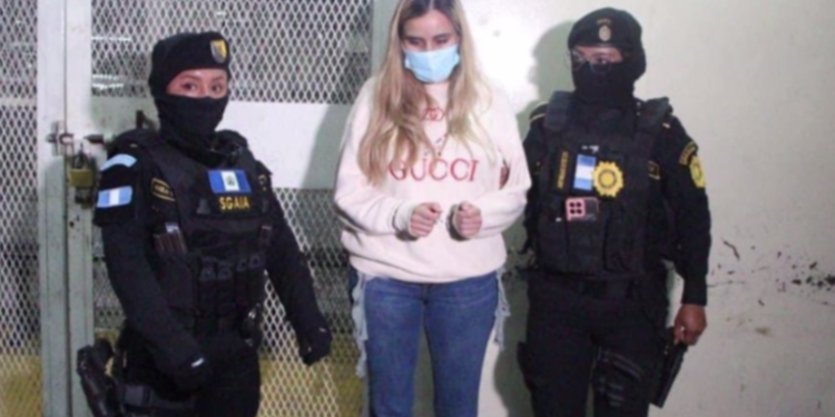 Guatemala envía a 5 guatemaltecos deportados a EEUU por narcotráfico