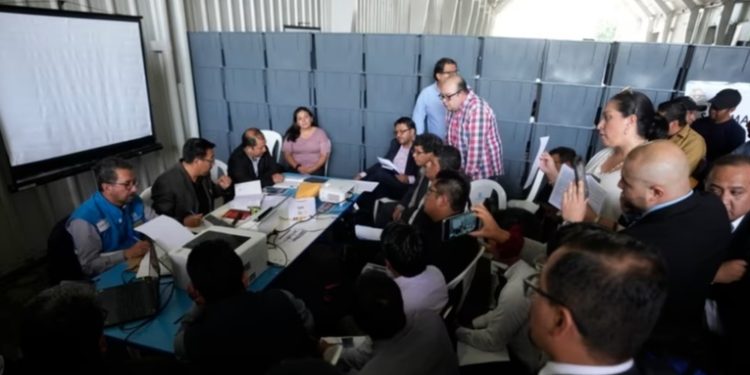 Guatemala inicia la revisión de actas electorales tras las impugnaciones de resultados de partidos