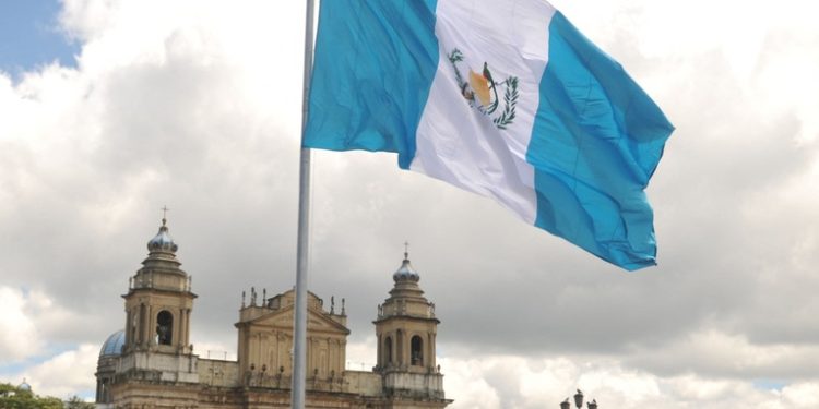 Guatemala ostenta de 2020 a la fecha el menor endeudamiento público del Istmo