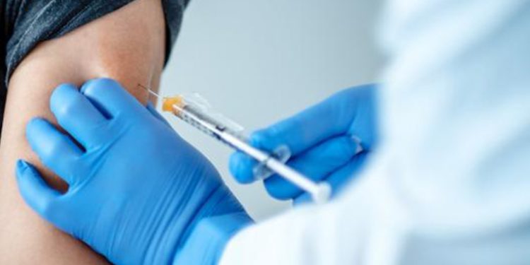 Guatemala recibirá donación con 50 mil dosis de vacunas