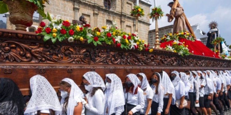 Guatemala retoma las procesiones de Semana Santa tras dos años de pandemia