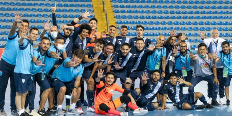 Guatemala se clasifica al Mundial de futbol sala por la ví­a de los Penales.