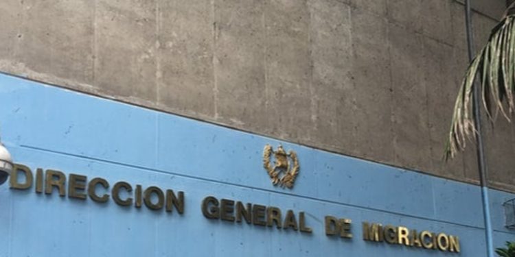 Guatemala suspende la residencia de dos extranjeros acusados por Estados Unidos