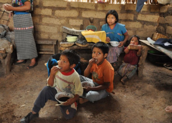 Guatemala vive un alto porcentaje de desnutrición en niños menores de 5 años.