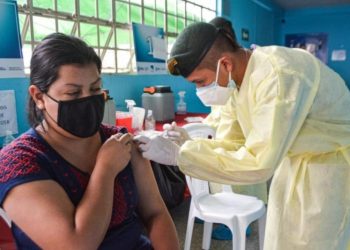 Guatemala y Nicaragua no llegan al 20% de su inmunización en su población
