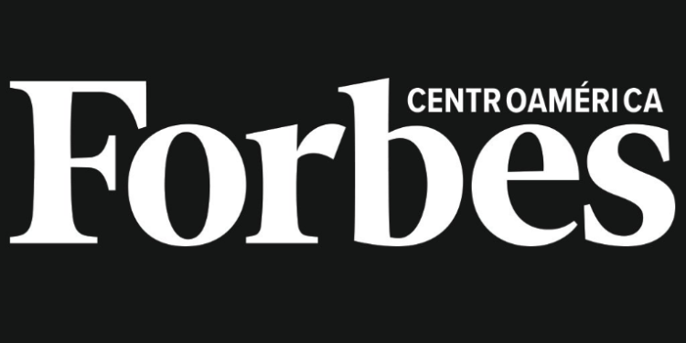 Guatemalteca es elegida entre las 100 mujeres más poderosas de Centroamérica.