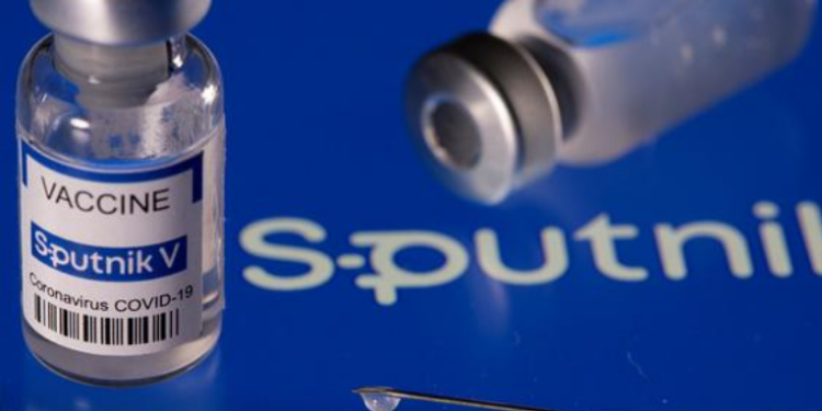 Guatemaltecos rechazan vacuna Sputnik V