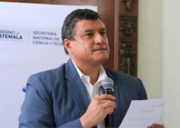 Guillermo Castillo opina acerca del presupuesto del Estado