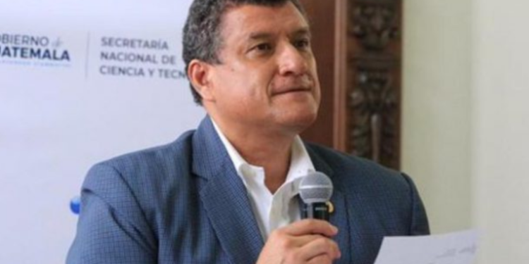 Guillermo Castillo opina acerca del presupuesto del Estado