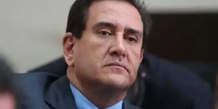 Gustavo Alejos obtiene sobreseimiento de cinco cargos tras deliberación judicial