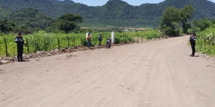 Habilitado camino alterno tras hundimiento en autopista Palín-Escuintla