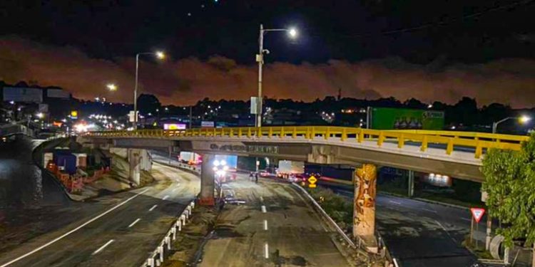 Habilitan paso en kilómetro 15 al Pacífico, puentes adquiridos ya no serán colocados