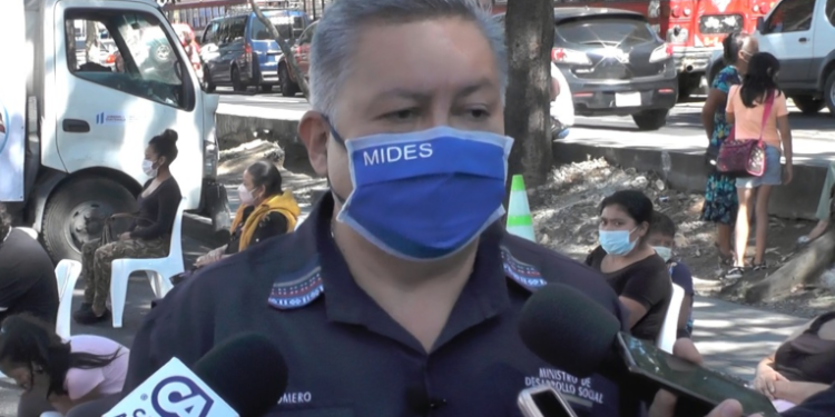 Habilitan primer comedor social móvil