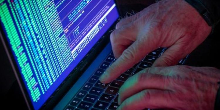 Hackers roban con videojuego USD 625 millones en criptomoneda