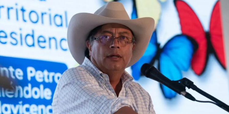 Hallan explosivo en zona que visitaba el presidente de Colombia