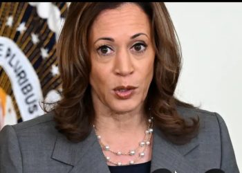 Harris dice mantendrá restricción al asilo si gana comicios