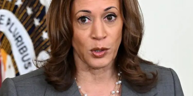 Harris dice mantendrá restricción al asilo si gana comicios