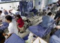 Hasta 30 mil quetzales gastan familiares de pacientes hospitalizados por COVID-19