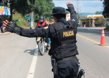 Hay “ratas vivas” dentro de la policía, dice el ministro de gobernación