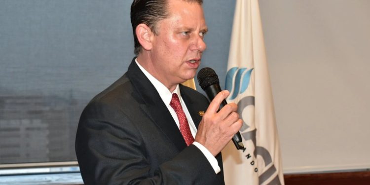 Hermann Girón es reelecto para presidente del CACIF