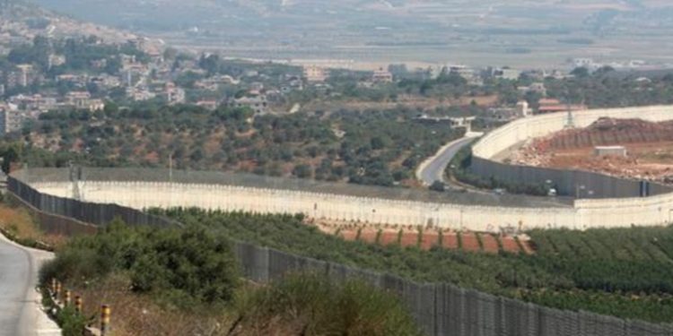 Hezbolá ataca a Israel con cohetes desde Líbano