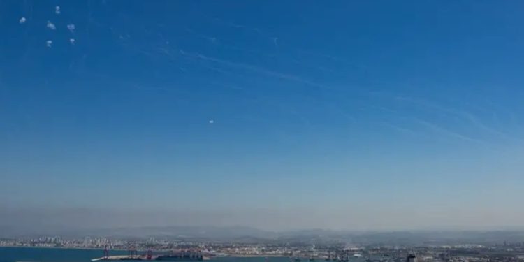 Hezbolá reivindica ataque a base israelí cerca de Haifa