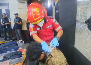 Hombre de 22 años es atendido en Torre de Tribunales por herida de bala en el cuello