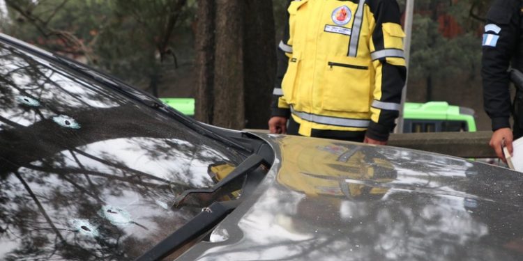 Hombre sufre ataque armado en el puente Villa Linda, zona 7 capitalina