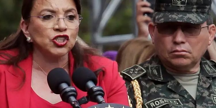 Honduras acuerda con Estados Unidos continuar extradiciones