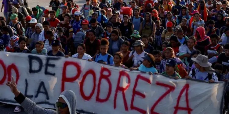 Honduras dará libre paso a flujos de migrantes irregulares