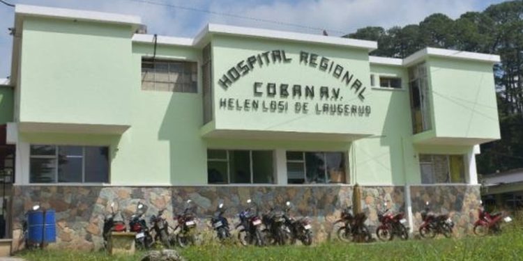 Hospital Nacional de Cobán está preparado para emergencias, asegura viceministra de Salud