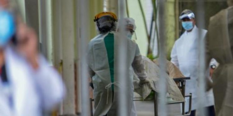 Hospitales de Guatemala desbordados por casos de COVID-19