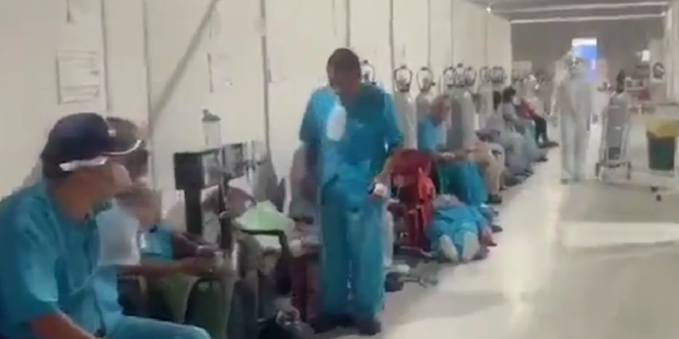 Hospitales que atienden casos de COVID-19 están saturados