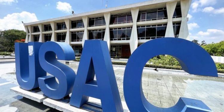 Hoy se conmemoraron 347 años de fundación de la Universidad de San Carlos de Guatemala