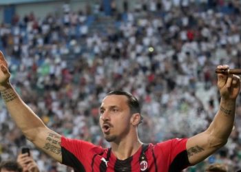 Ibrahimovic del Milán se retira a los 41 años