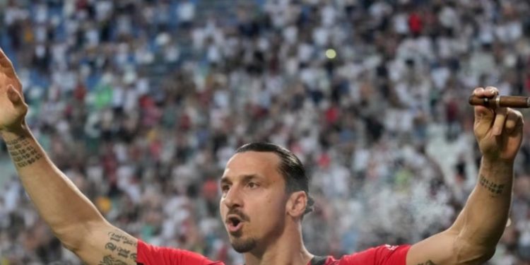 Ibrahimovic del Milán se retira a los 41 años