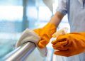 Identifican dos antisépticos cuyo uso puede generar superbacterias