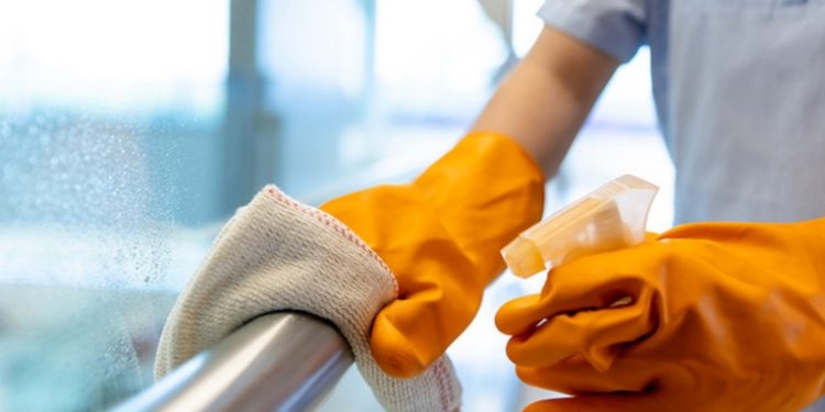 Identifican dos antisépticos cuyo uso puede generar superbacterias