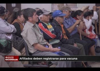 IGGS habilita sitio web afiliados y pensionados mayores de 70 años se vacunen.