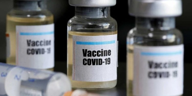 IGSS confirma vencimiento de 111 mil dosis de vacunas