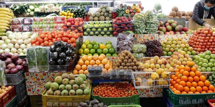 Impacto del cambio climático reduce calidad de frutas y verduras en mercados