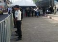 Implementada valla metálica en el frontispicio del MP