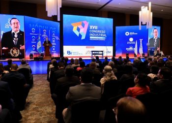 Inauguran la décimo séptima edición del Congreso Industrial de Guatemala