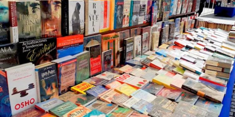 Inauguran la tradicional Feria del Libro