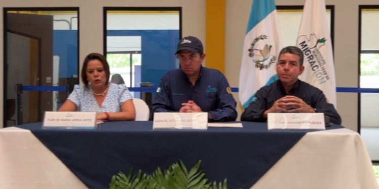 Inauguran un nuevo centro de emisión de pasaportes en Escuintla